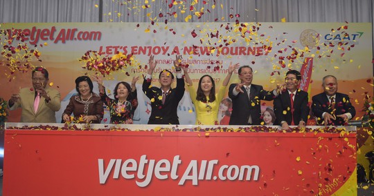 Vietjet mở đường bay Đà lạt – Bangkok đón lễ hội hoa quốc tế 2017 - Ảnh 1.