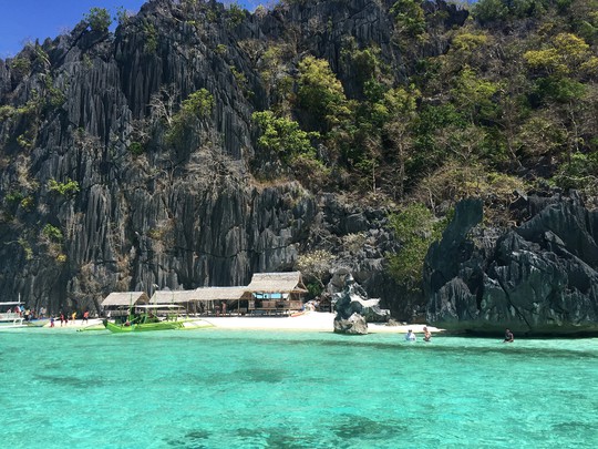 Palawan: Hòn đảo đẹp nhất thế giới - Ảnh 3.