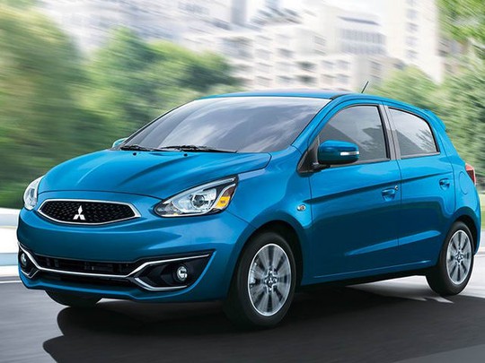 Xả hàng, Mitsubishi Mirage giảm giá còn 330 triệu đồng - Ảnh 1.