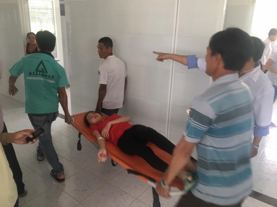 Vụ ngộ độc tập thể ở An Giang: Hơn 100 công nhân tái nhập viện - Ảnh 1. Vụ ngộ độc tập thể ở An Giang: Hơn 100 công nhân tái nhập viện - Ảnh 1.