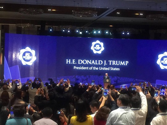 Tổng thống Mỹ ở APEC 2017: Chúng ta không còn là kẻ thù! - Ảnh 3.