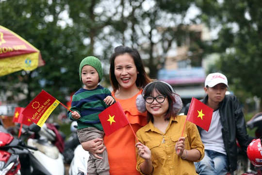 Áo vàng vẫn chưa ngã ngũ - Ảnh 5. Áo vàng vẫn chưa ngã ngũ - Ảnh 5.