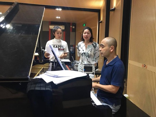 Làm nhạc kịch Tiên Nga, Thành Lộc về Bến Tre khấn nguyện cụ Đồ Chiểu - Ảnh 2.