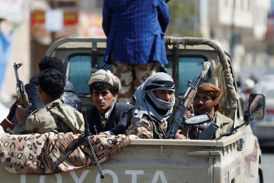Bỏ Houthi theo Ả Rập Saudi, cựu tổng thống Yemen bị giết - Ảnh 3.