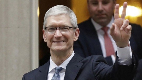 Apple quyết định chuyển hàng trăm tỷ USD tiền mặt về Mỹ - Ảnh 1.
