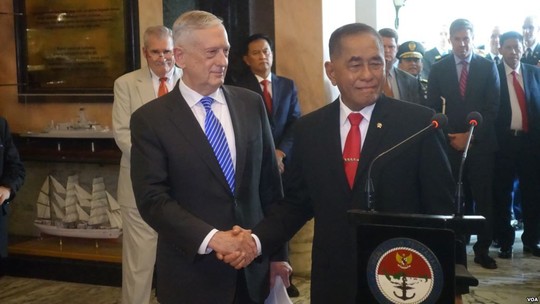 Mỹ ủng hộ Indonesia đổi tên một phần biển Đông - Ảnh 1.