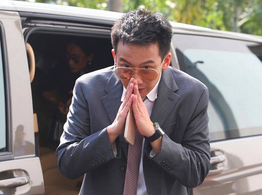 Con trai ông Thaksin bị truy tố về tội rửa tiền - Ảnh 1.