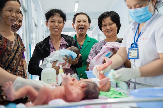 Abbott triển khai nhiều hợp tác chiến lược nhằm cải thiện vấn đề chăm sóc sức khỏe ở Việt Nam - Ảnh 1.