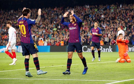 Giành ngôi đầu cho Barcelona, Messi gãy tay, lỡ siêu kinh điển - Ảnh 7.