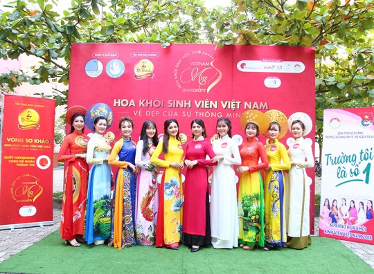 Hoa khôi sinh viên 2018 tiếp tục diễn ra vòng sơ khảo khu vực phía Nam - Ảnh 1.