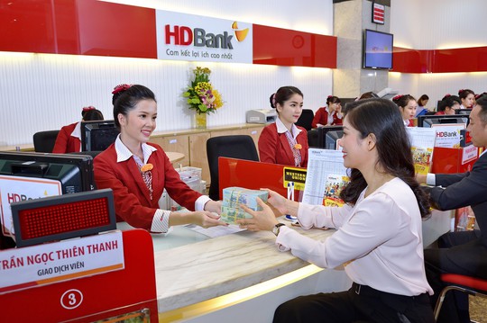Moody’s nâng bậc xếp hạng tín nhiệm của HDBank lên B1 - Ảnh 1.
