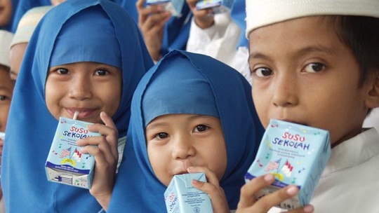 Triển khai chương trình “Sữa học đường” tại Hà Nội: Quan trọng là công khai, minh bạch - Ảnh 1.