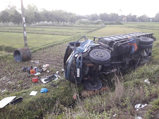 Khởi tố vụ xe Mazda BT50 tông liên hoàn ở Quảng Nam - Ảnh 4.