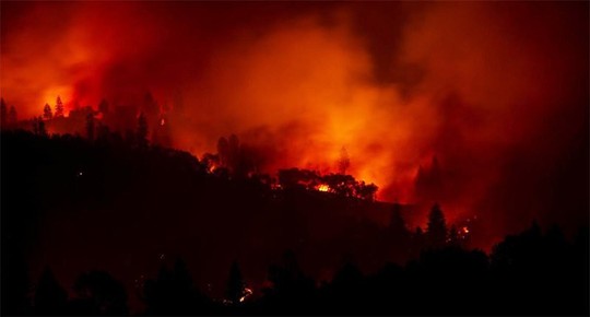 Cháy rừng California: Hơn 600 người mất tích, tăng gấp đôi chỉ sau 1 đêm - Ảnh 9.