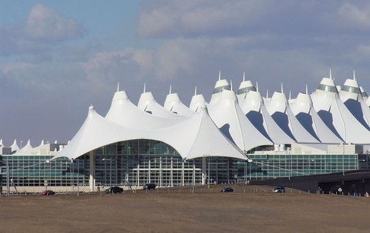 Những sân bay được đánh giá đẹp nhất thế giới - Ảnh 19.