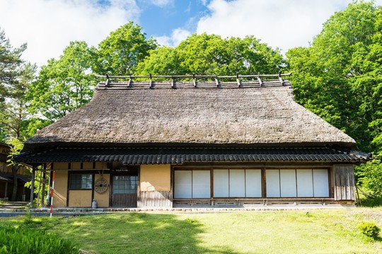 Những ngôi nhà đẹp tựa tranh vẽ ở nông thôn Nhật Bản - Ảnh 6.