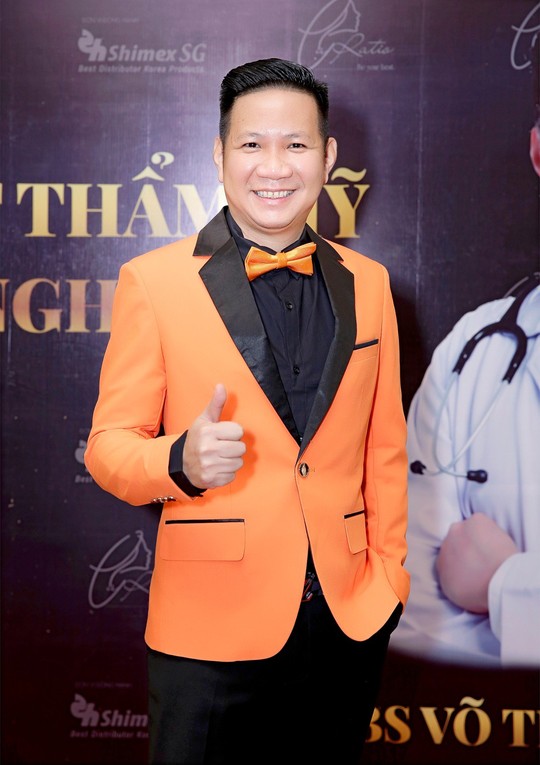 Nhiều ca sĩ, nghệ sĩ ủng hộ dự án phẫu thuật thẩm mỹ của bác sĩ Võ Thành Trung - Ảnh 2.