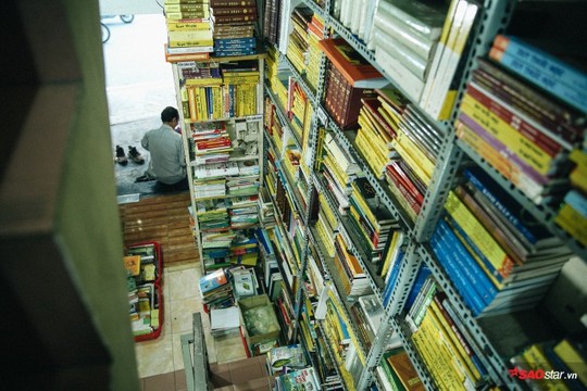 Tiệm sách miễn phí hơn 10 năm giữa lòng Sài Gòn - Ảnh 2.