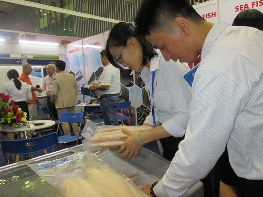 Trung Quốc đẩy mạnh nuôi cá tra từ nguồn cá giống của Việt Nam - Ảnh 1.