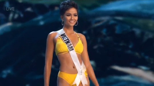Bán kết Miss Universe 2018: HHen Niê khoe vóc dáng nóng bỏng - Ảnh 1.