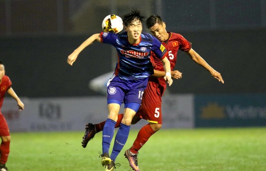 Việt Nam thắng đậm Gimhae CFC, vào chung kết U21 quốc tế 2018 - Ảnh 2.