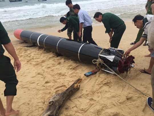 Đã xác định được vật thể lạ do ngư dân vớt lên từ vùng biển Phú Yên - Ảnh 2.
