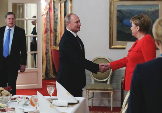 Ông Putin tiết lộ cuộc nói chuyện ngắn với ông Trump ở G20 - Ảnh 3.