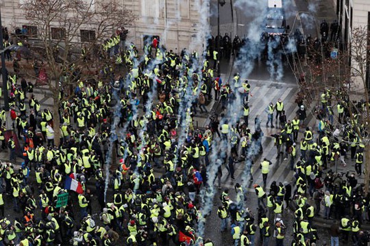 Pháp: Bạo loạn tiếp diễn, số người bị bắt tăng vọt - Ảnh 5.