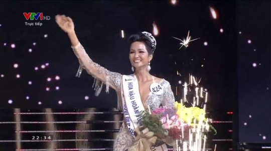 Hhen Niê đăng quang Hoa hậu Hoàn vũ Việt Nam - Ảnh 2.