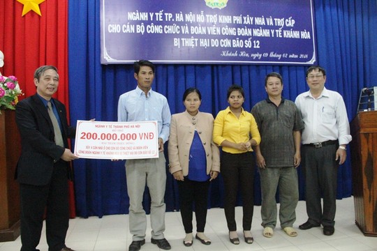 Hơn 500 suất quà Tết cho đoàn viên Công đoàn ngành y tế - Ảnh 3.