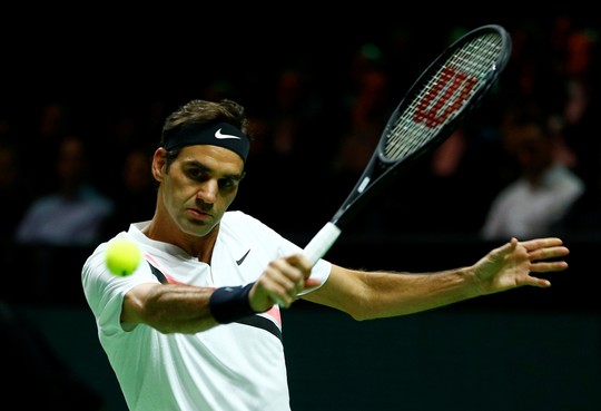 Federer trở thành tay vợt lớn tuổi nhất với danh hiệu số 1 thế giới - Ảnh 1.