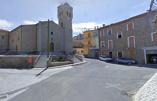 Thị trấn xinh đẹp ở Ý bán 200 căn nhà với giá một bảng - Ảnh 4.