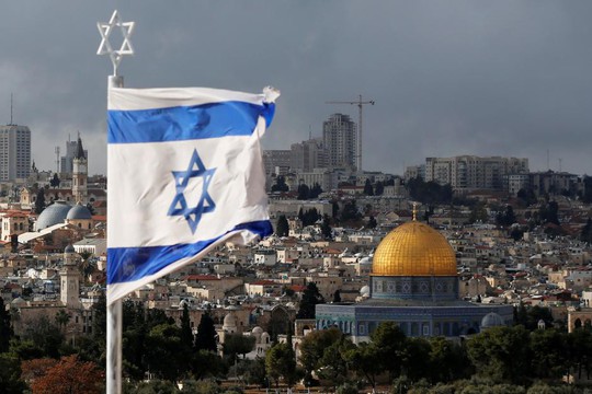 Mỹ dời đại sứ quán về Jerusalem sớm hơn dự kiến - Ảnh 1.