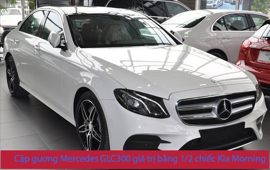 Thay cặp gương Mercedes GLC hết 150 triệu, người dùng khiếp vía - Ảnh 1.