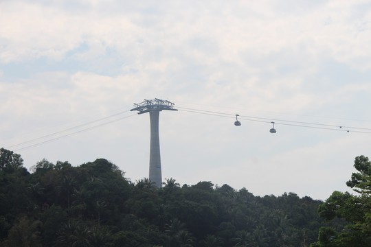 Ngắm cáp treo dài nhất thế giới tại Phú Quốc ngày khánh thành - Ảnh 6.