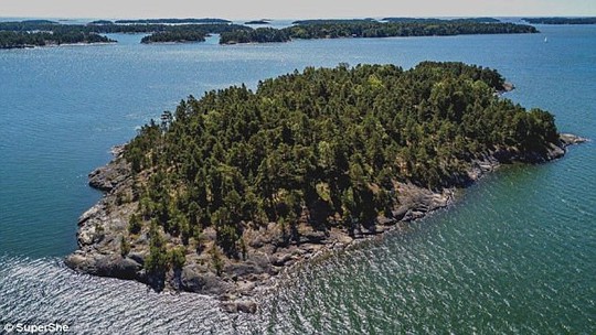 Hòn đảo ở Phần Lan cấm tiệt đàn ông bén mảng - Ảnh 1.