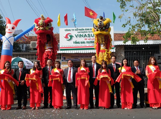 Vinasun Taxi khai trương chi nhánh tại Cà Mau và Hậu Giang - Ảnh 1.