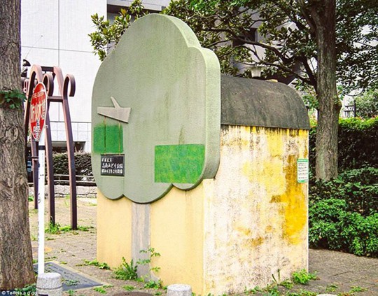Nhật Bản: Toilet công cộng thôi mà, sao đẹp dữ vậy? - Ảnh 11.