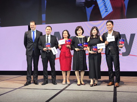 Amway Việt Nam cùng lúc nhận hai giải thưởng lớn về nhân sự - Ảnh 1. Amway Việt Nam cùng lúc nhận hai giải thưởng lớn về nhân sự - Ảnh 1.