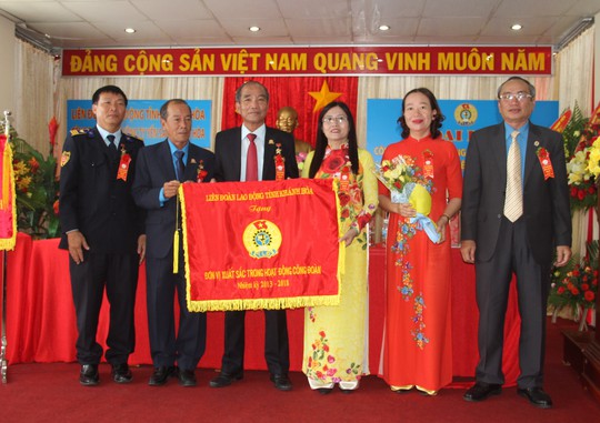 Công đoàn Yến Sào Khánh Hòa vận động hơn 25 tỷ đồng cho công tác xã hội - Ảnh 2.