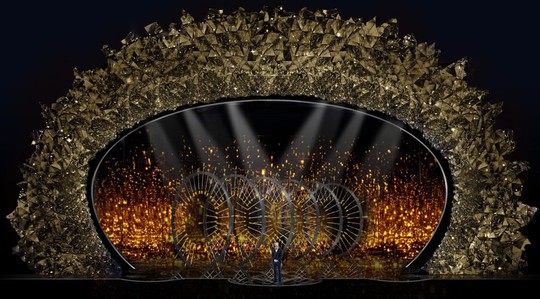 Sân khấu băng giá gắn 45 triệu viên pha lê của Oscar 2018 - Ảnh 4.