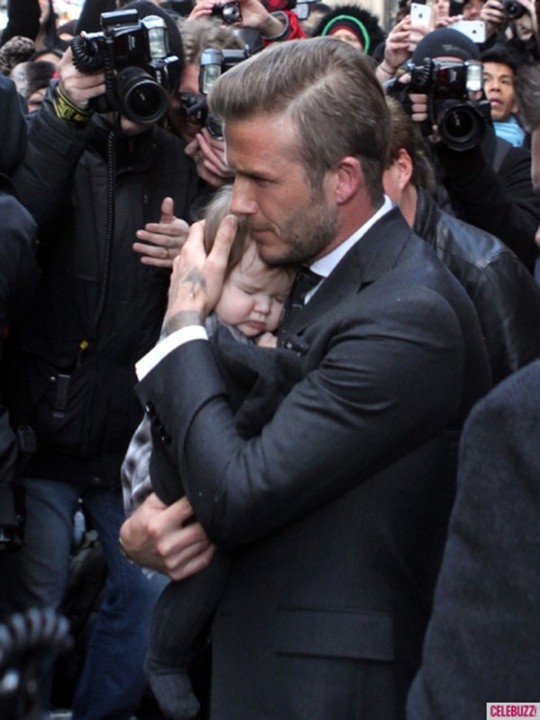 Gia đình hạnh phúc của Beckham và 4 người con sau 20 năm - Ảnh 6.