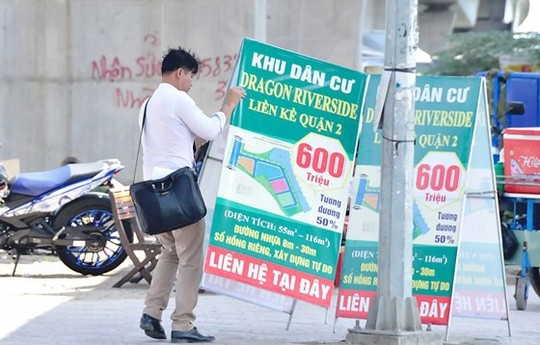 Ngậm đắng mất oan tiền vì nghe lời cò đất - Ảnh 2.