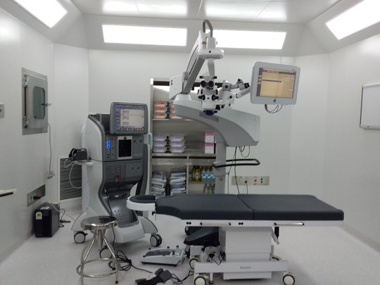 Khai trương Khu phẫu thuật Dịch kính võng mạc - Phaco VIP - Ảnh 1.