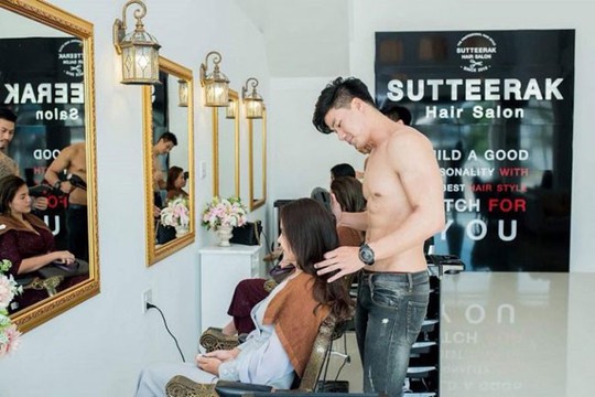 Salon Thái Lan thuê trai đẹp cởi trần gội đầu cho khách - Ảnh 3.