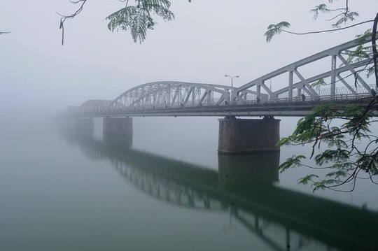 Mùa hè nếu chưa biết trốn đi đâu, hãy đến Huế - Ảnh 4.