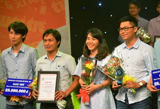 Báo Người Lao Động đoạt 7 giải báo chí TP HCM - Ảnh 1.