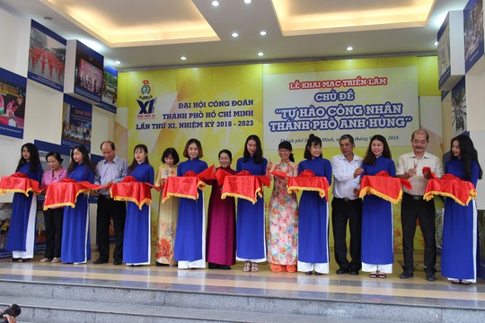 Tưng bừng khai mạc triển lãm  “Tự hào công nhân Thành phố anh hùng” - Ảnh 1.