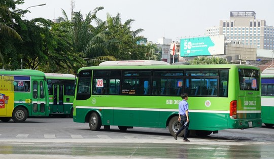 TP HCM bắt đầu có thêm 18 tuyến xe buýt điểm hoạt động - Ảnh 1.