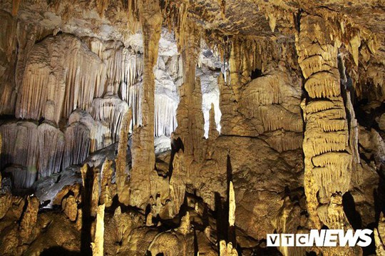 Bí ẩn vẻ đẹp kỳ ảo của hang động đẹp nhất miền Bắc - Ảnh 12.